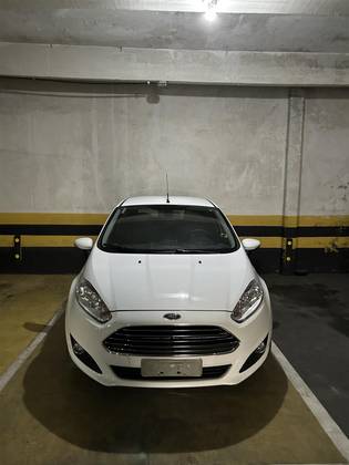FORD FIESTA 1.6 TITANIUM HATCH 16V FLEX 4P POWERSHIFT FORD FIESTA 1.6 TITANIUM HATCH 16V FLEX 4P POWERSHIFT
